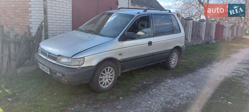 Mitsubishi Space runner (1993)