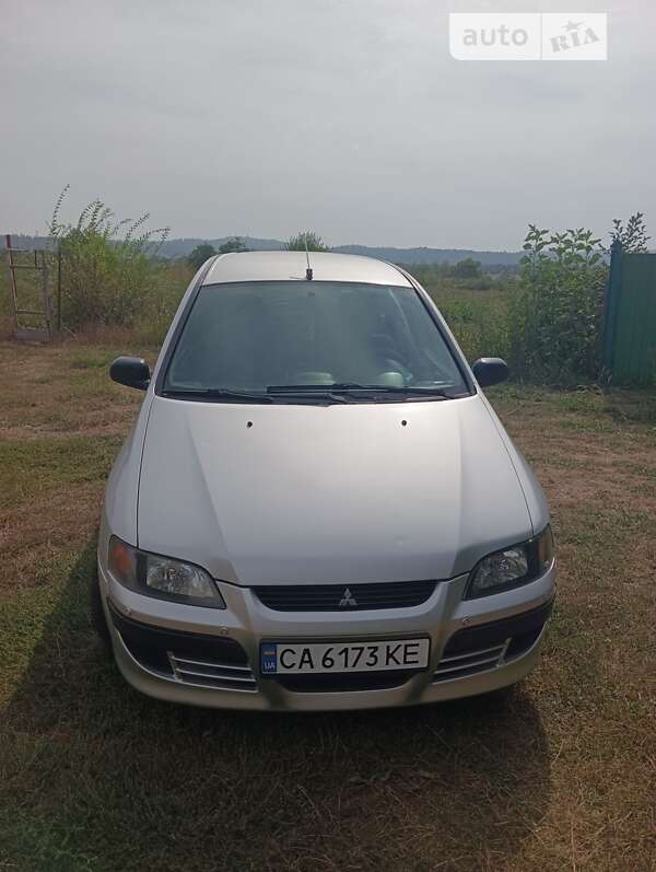 Mitsubishi Speace (2004)