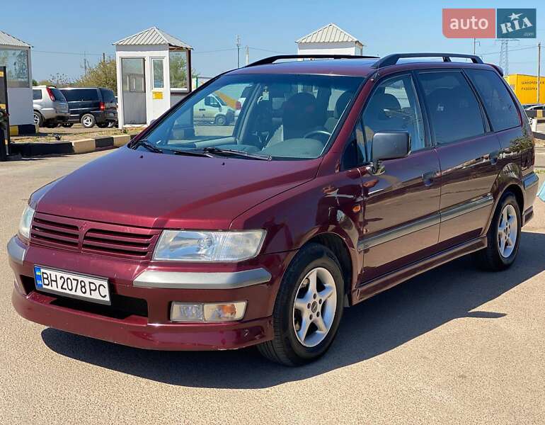 Mitsubishi Space wagon (1999)