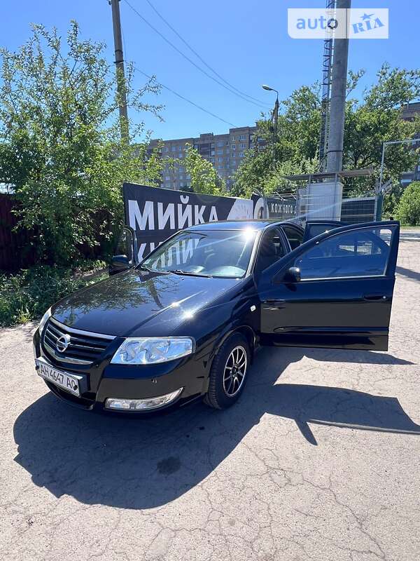 Nissan Almera classic (2010)