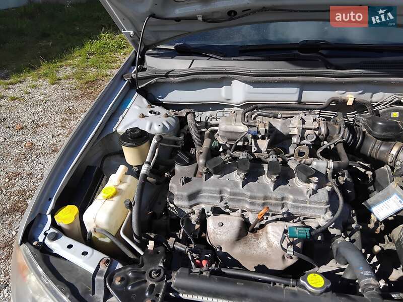 Nissan Almera (2007)