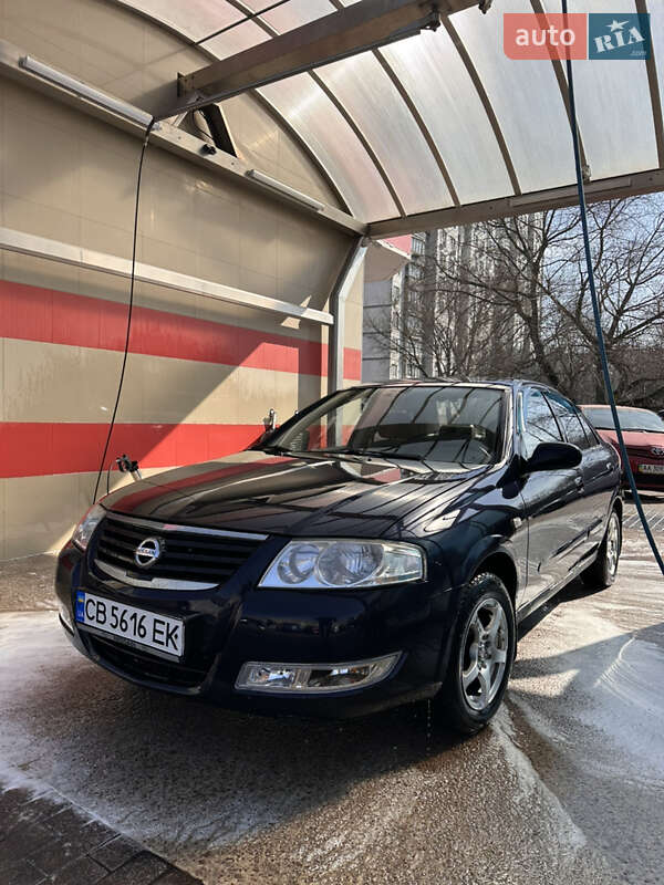 Nissan Almera (2010)