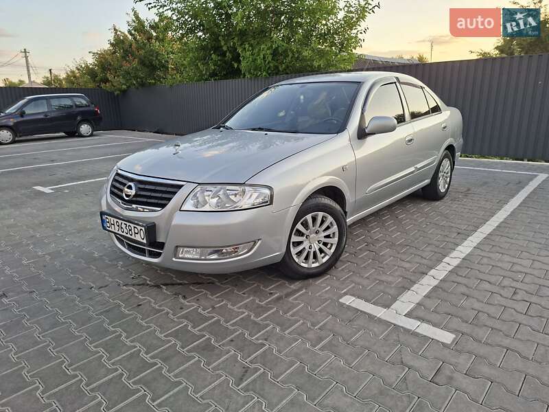 Nissan Almera (2011)