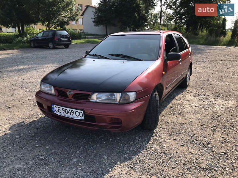 Nissan Almera (1999)
