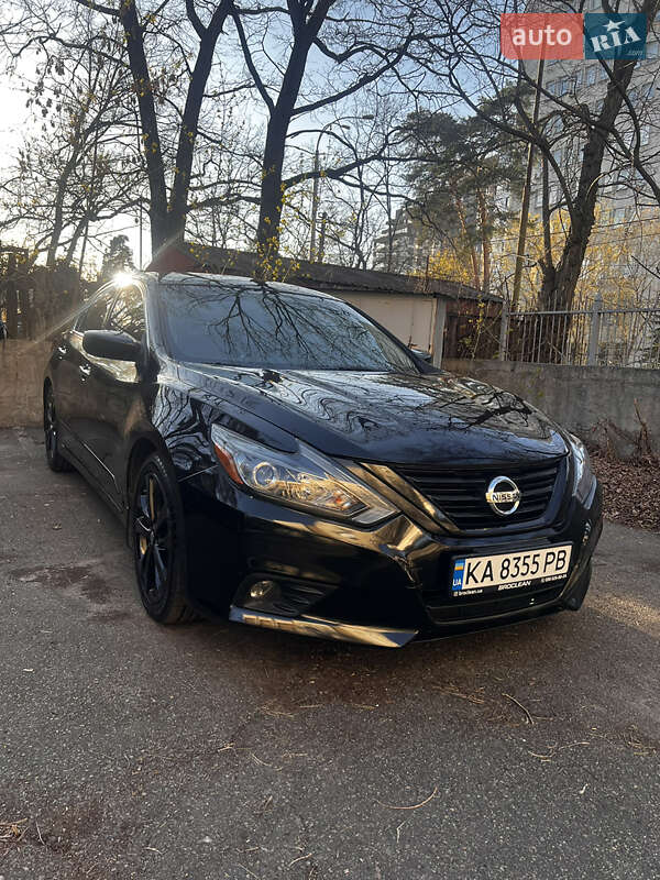 Nissan Altima (2018)