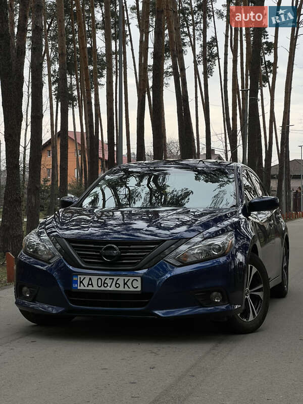 Nissan Altima (2016)