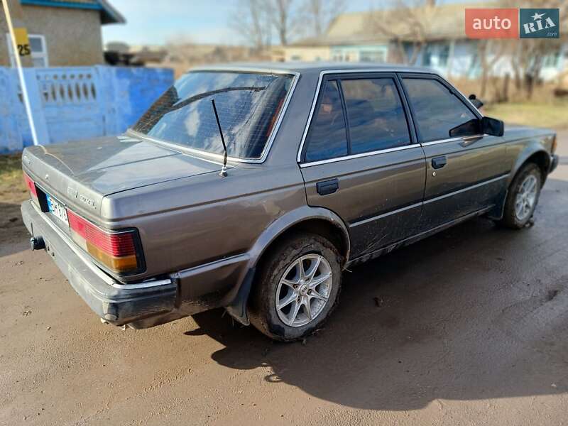 Nissan Bluebird (1984)