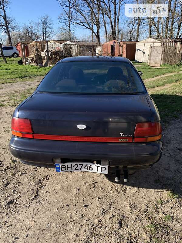 Nissan Bluebird (1992)