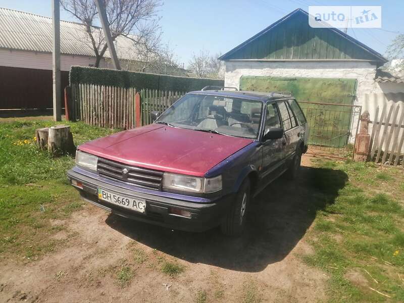 Nissan Bluebird (1990)