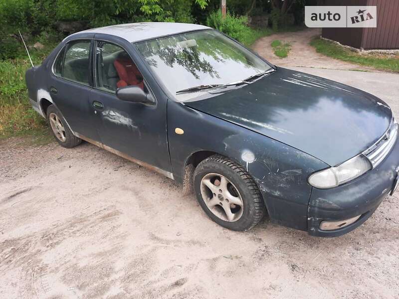 Nissan Bluebird (1997)