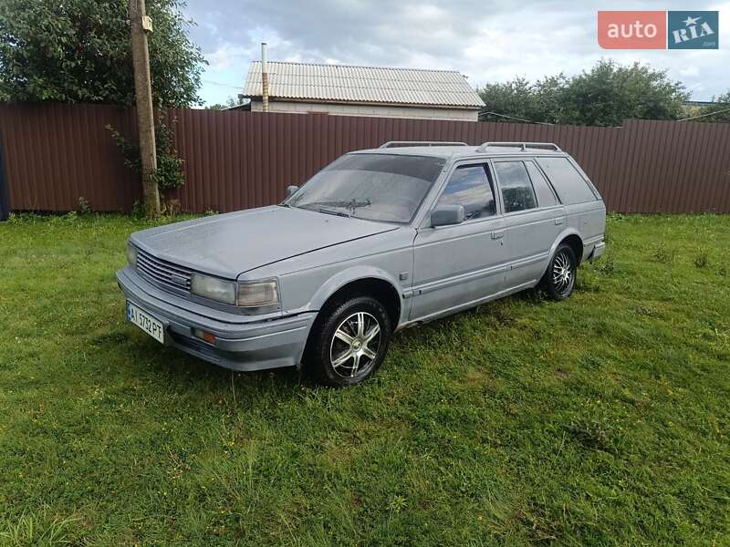 Nissan Bluebird (1986)