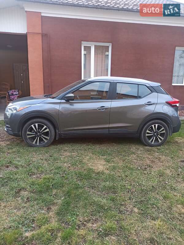 Nissan Kicks (2020)
