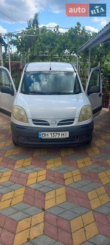 Nissan Kubistar (2003)
