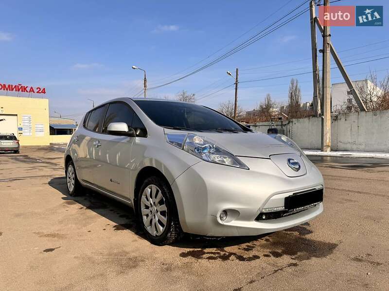 Nissan Leaf (2013)