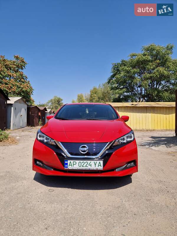 Nissan Leaf (2018)