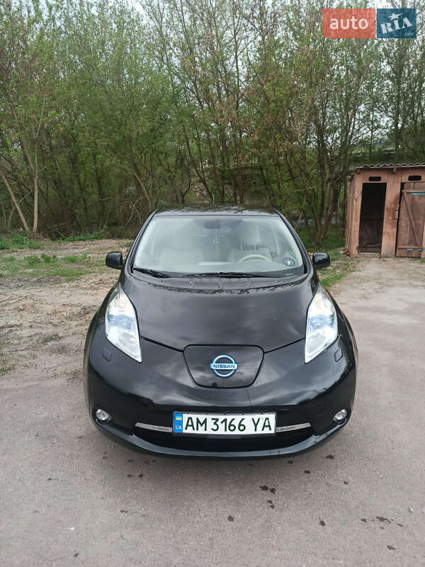 Nissan Leaf (2011)