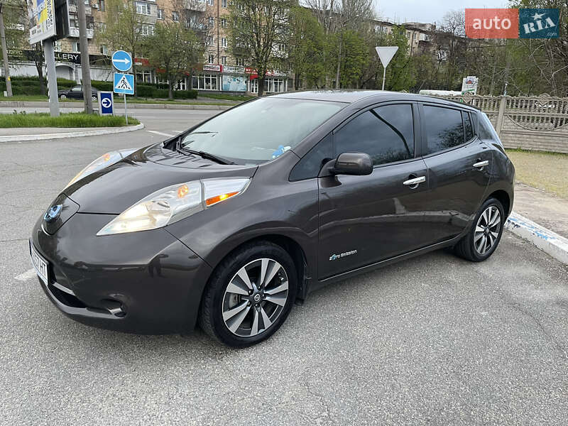 Nissan Leaf (2016)