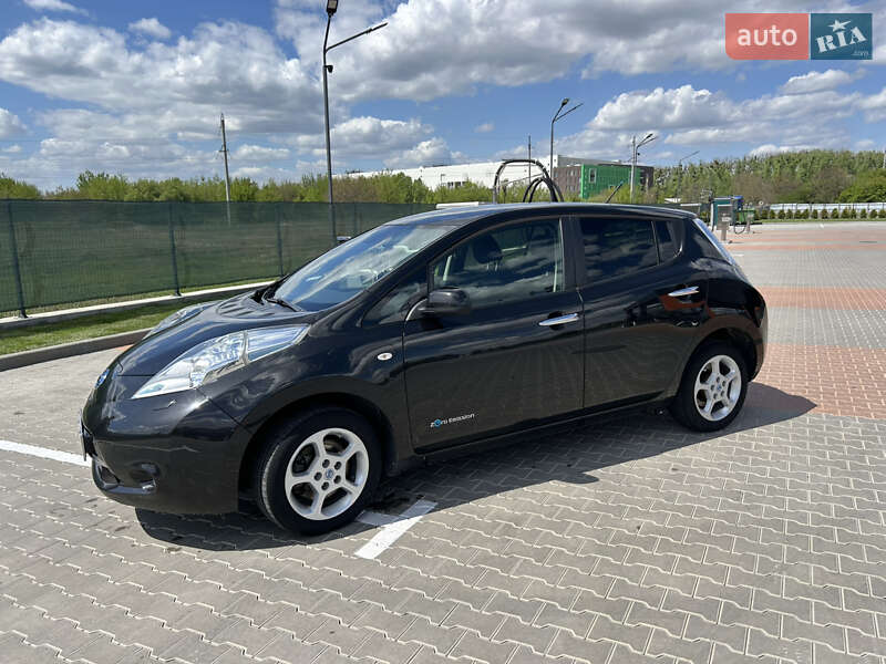 Nissan Leaf (2014)