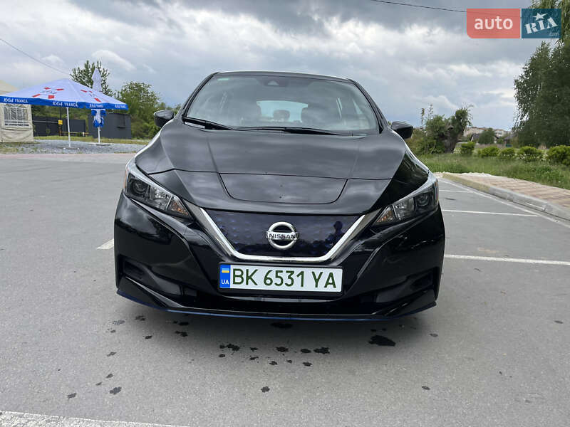 Nissan Leaf (2021)