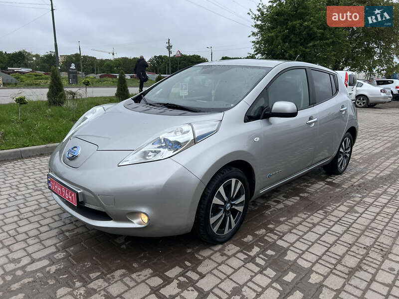 Nissan Leaf (2013)