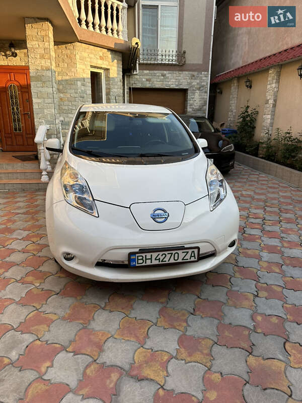 Nissan Leaf (2015)