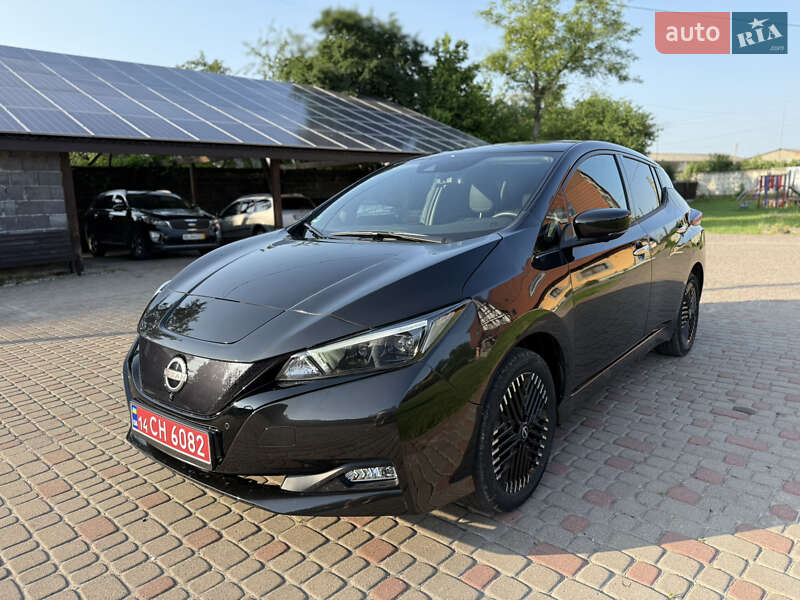 Nissan Leaf (2023)