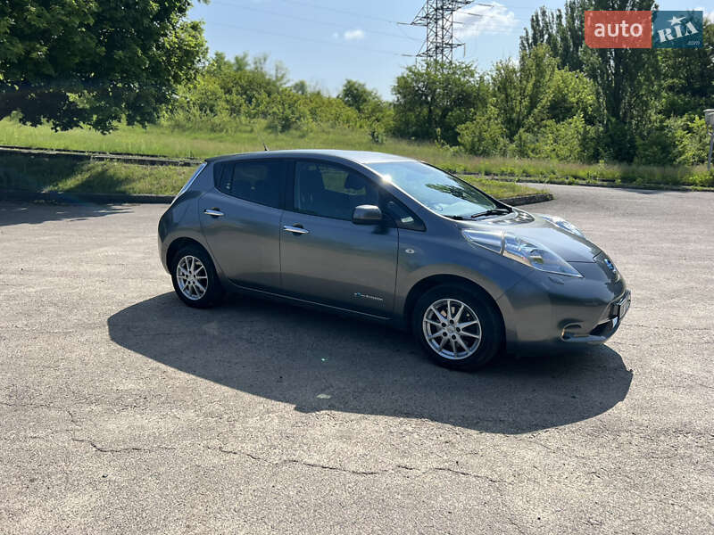 Nissan Leaf (2016)