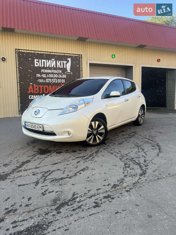 Nissan Leaf (2014)
