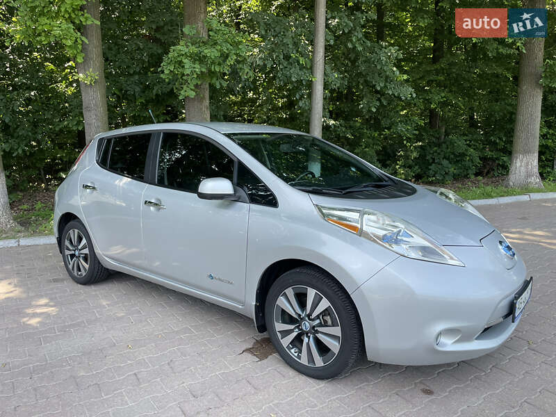 Nissan Leaf (2013)