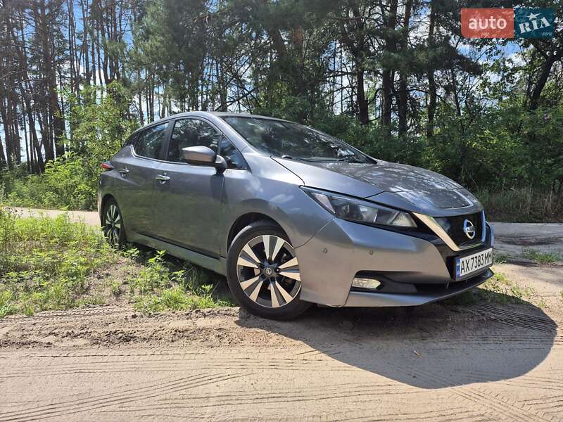 Nissan Leaf (2018)