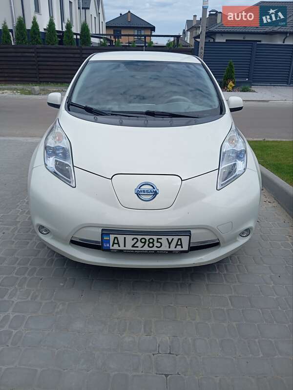 Nissan Leaf (2011)