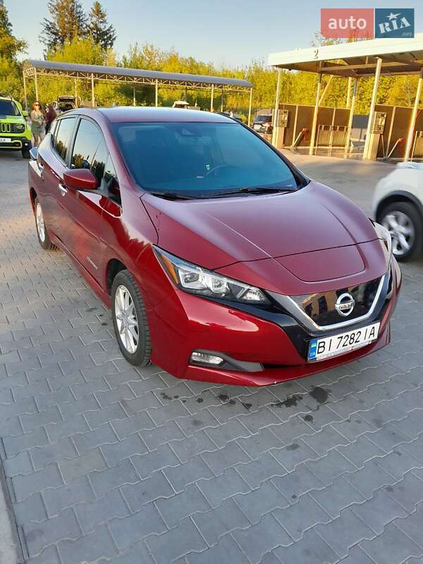 Nissan Leaf (2018)