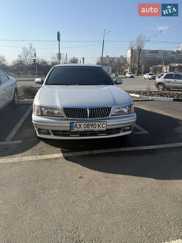 Nissan Maxima (1995)