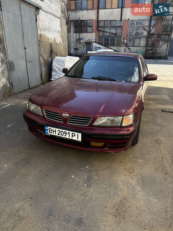Nissan Maxima (1995)