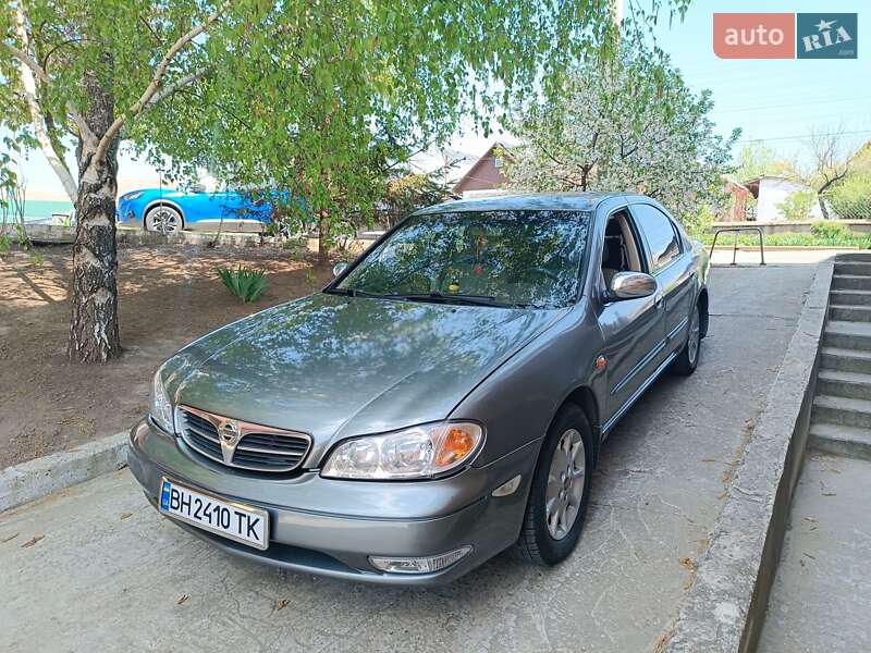 Nissan Maxima (2000)