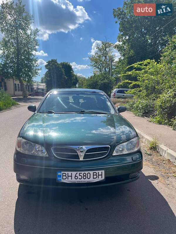 Nissan Maxima (2000)