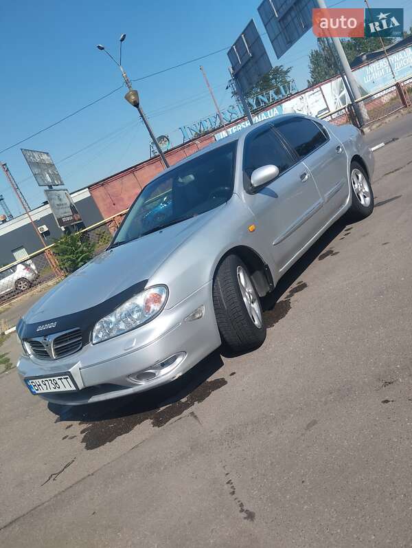 Nissan Maxima (2000)