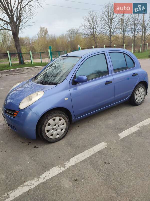 Nissan Micra (2003)
