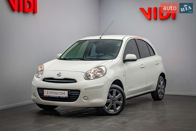 Nissan Micra (2015)