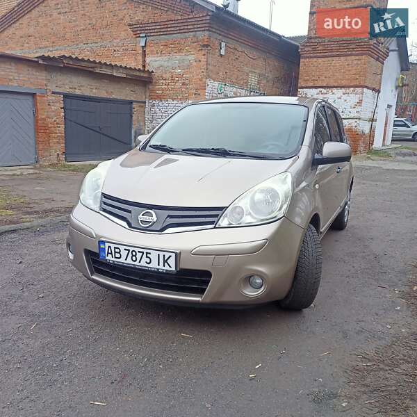 Nissan Note (2011)