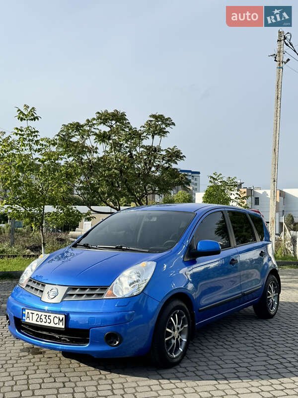 Nissan Note (2008)