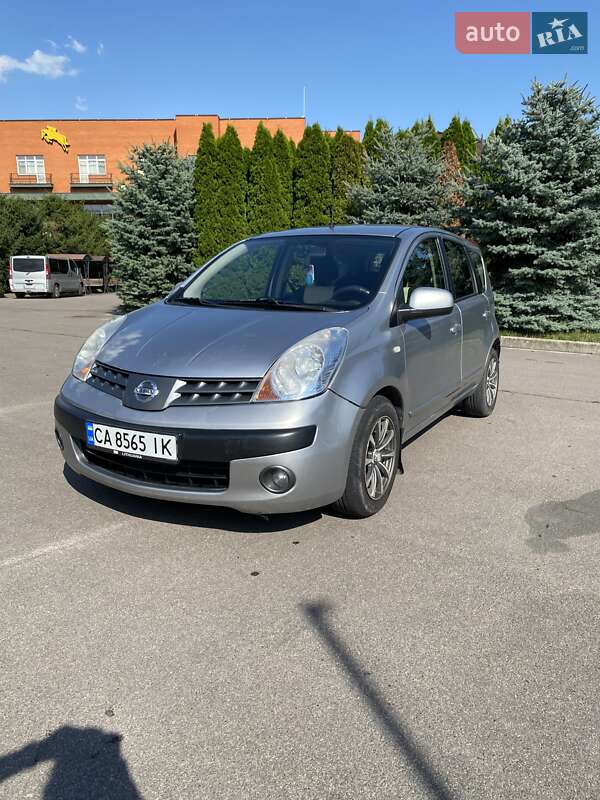 Nissan Note (2006)