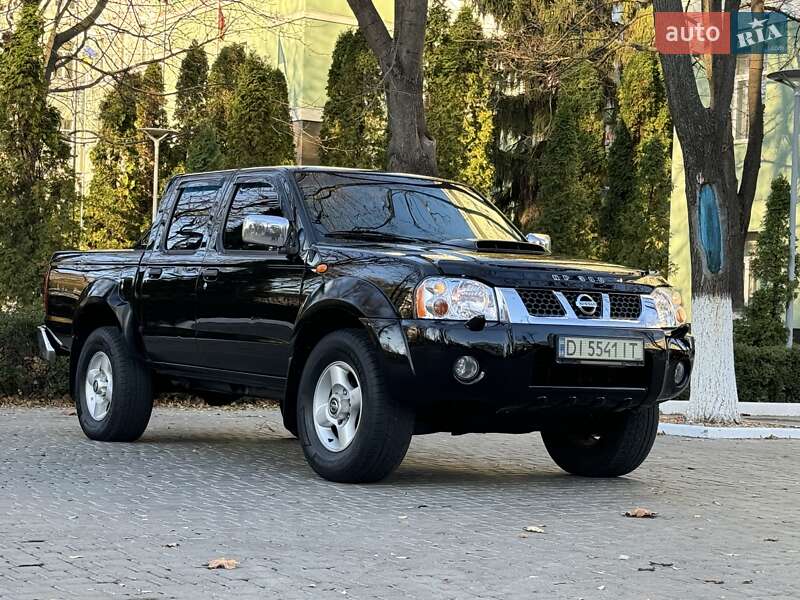Nissan Np 300 (2012)