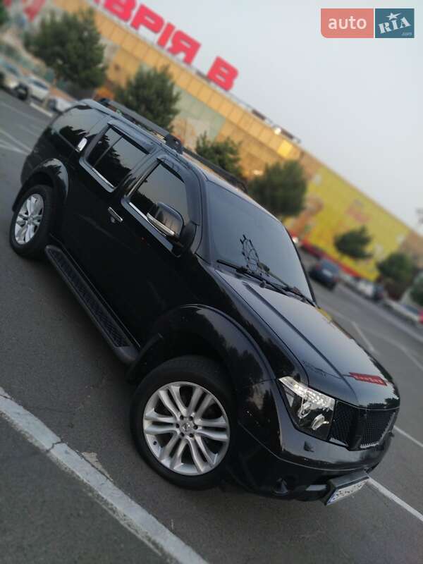 Nissan Pathfinder (2008)