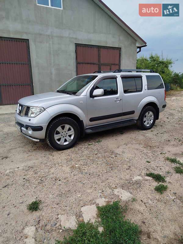 Nissan Pathfinder (2006)