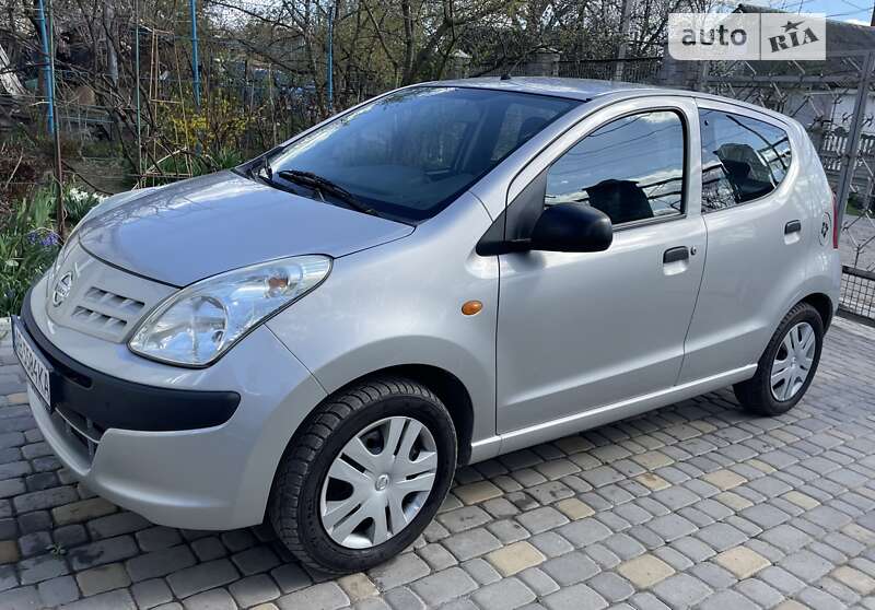 Nissan Pixo (2010)
