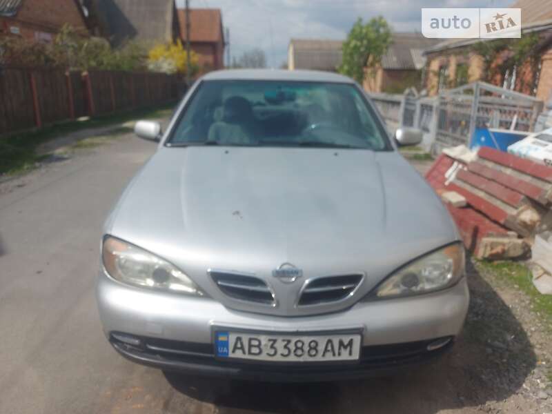 Nissan Primera (2000)