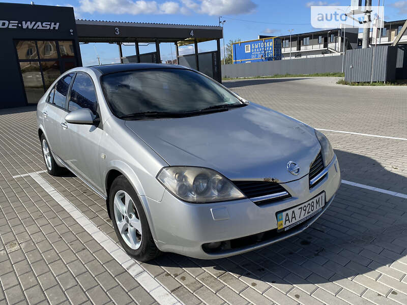 Nissan Primera (2002)