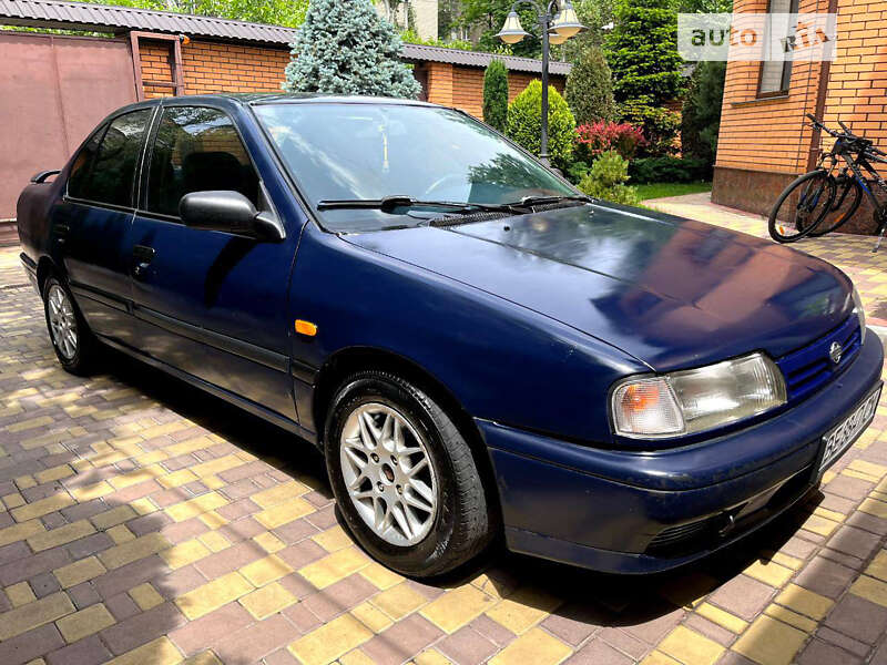 Nissan Primera (1991)