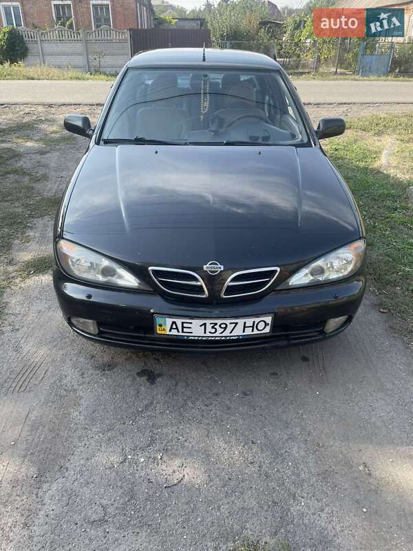 Nissan Primera (2000)